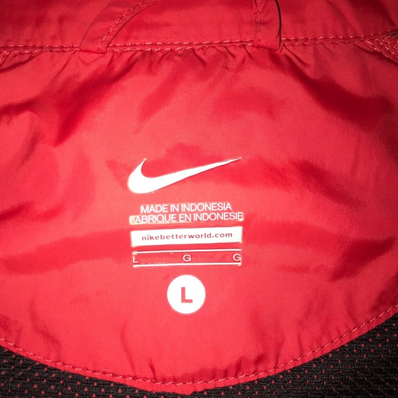 Nike Vintage Windbreaker - Picture 3 of 3